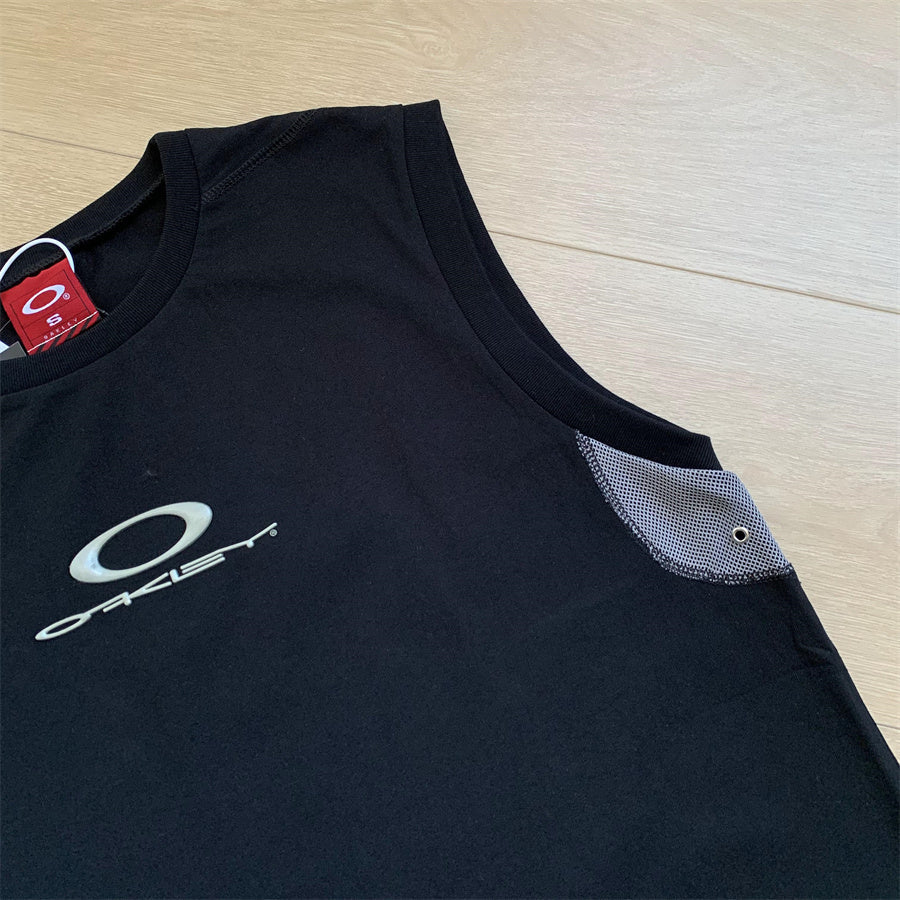Oakley Vest